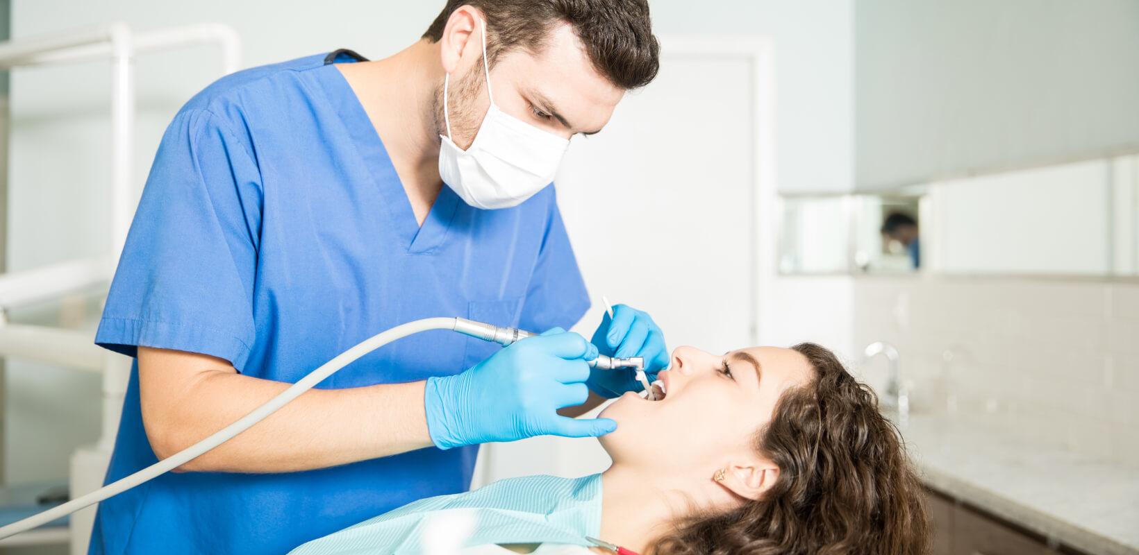 Kada posetiti stomatologa i šta podrazumevaju redovni pregledi