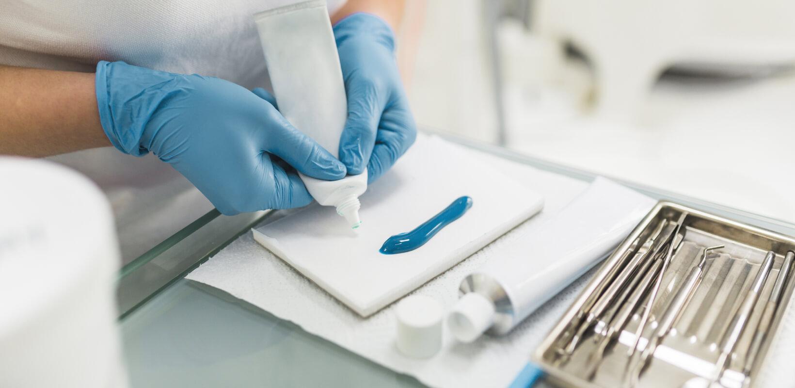 Koji su to najčešći uzroci krvarenja desni